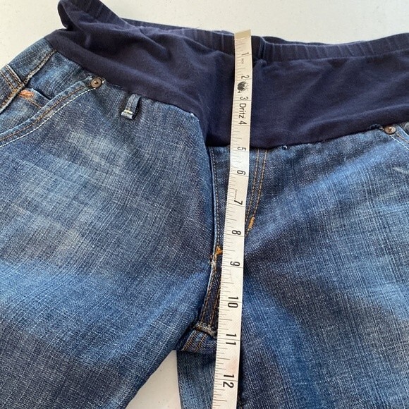 Joe's Jeans Maternity Ferrel Long Bermuda Distressed Jean Shorts Pull On Stretch - Picture 13 of 15